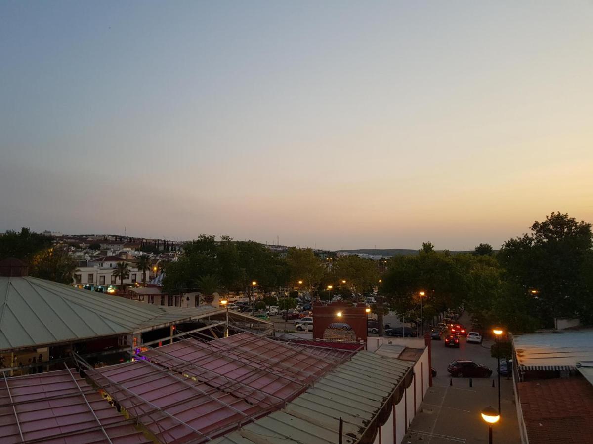 Apartamento Encantador Lucena Bagian luar foto