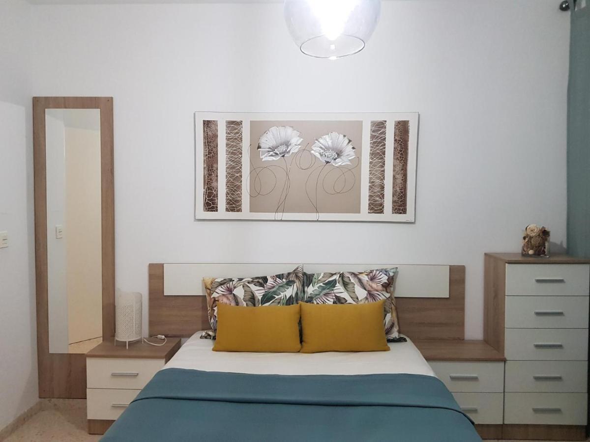 Apartamento Encantador Lucena Bagian luar foto